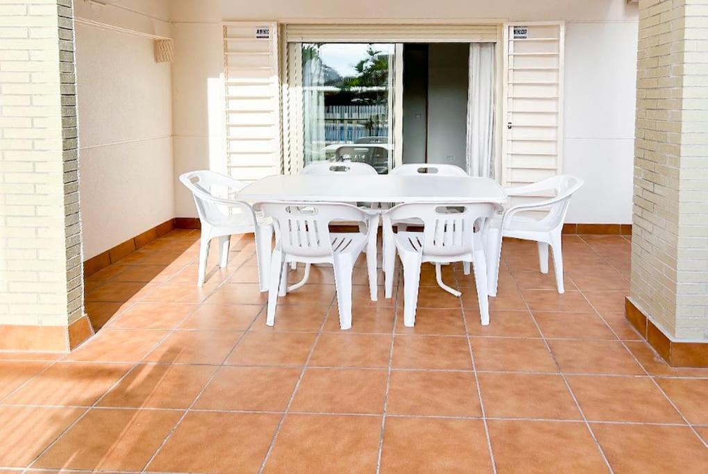 Piso Bajo 3 Habitaciones 2 Banos Y Gran Terraza دينايا المظهر الخارجي الصورة