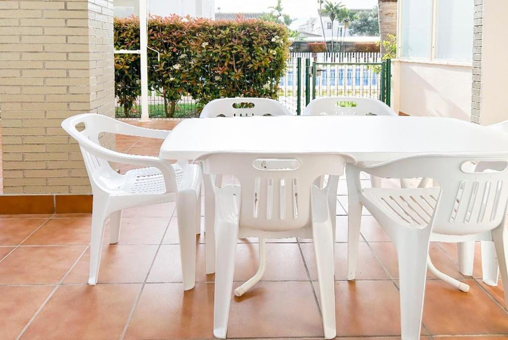 Piso Bajo 3 Habitaciones 2 Banos Y Gran Terraza دينايا المظهر الخارجي الصورة